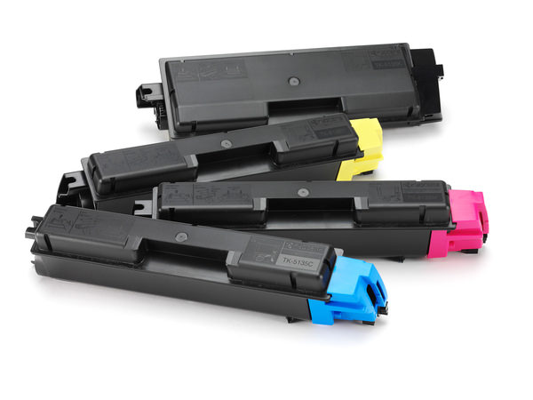 Kyocera Toner 1T02PAANL0, TK5135Y